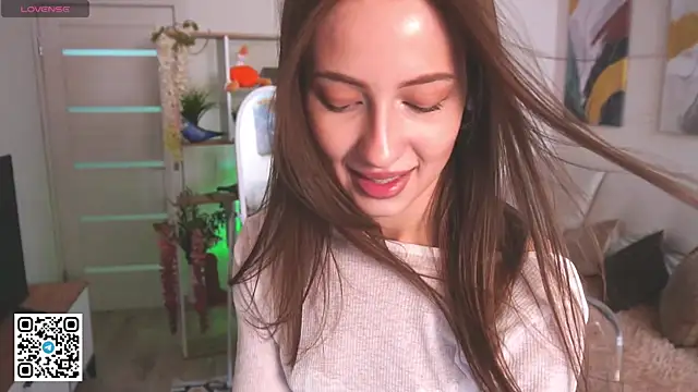 Snapshot of EsyaMeglin chatting on October 11, 2025, 2:12 am EsyaMeglin online show from October 11, 2025, 2:12 am