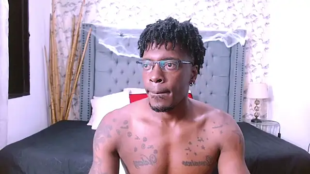 adesstone online show from October 8, 2025, 2:02 am