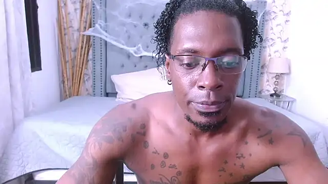 adesstone online show from October 28, 2025, 1:39 am