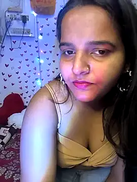 Snapshot of QueerSofty chatting on October 8, 2025, 4:47 am QueerSofty online show from October 8, 2025, 4:47 am