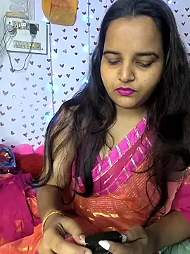 Snapshot of QueerSofty chatting on October 22, 2025, 9:20 am QueerSofty online show from October 22, 2025, 9:20 am