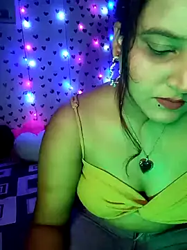 Snapshot of QueerSofty chatting on September 13, 2025, 6:30 pm QueerSofty online show from September 13, 2025, 6:30 pm