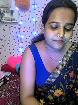 Snapshot of QueerSofty chatting on September 30, 2025, 10:21 am QueerSofty online show from September 30, 2025, 10:21 am