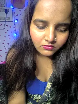 Snapshot of QueerSofty chatting on October 29, 2025, 4:50 pm QueerSofty online show from October 29, 2025, 4:50 pm