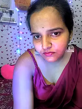 Snapshot of QueerSofty chatting on October 2, 2025, 10:46 pm QueerSofty online show from October 2, 2025, 10:46 pm