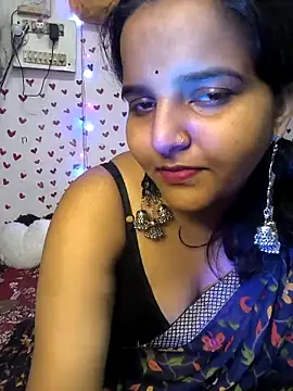 Snapshot of QueerSofty chatting on October 4, 2025, 12:23 am QueerSofty online show from October 4, 2025, 12:23 am