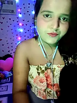 Snapshot of QueerSofty chatting on September 14, 2025, 7:03 pm QueerSofty online show from September 14, 2025, 7:03 pm