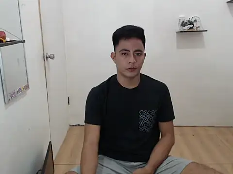 Lloyd wintours online show from November 16, 2025, 9:58 am