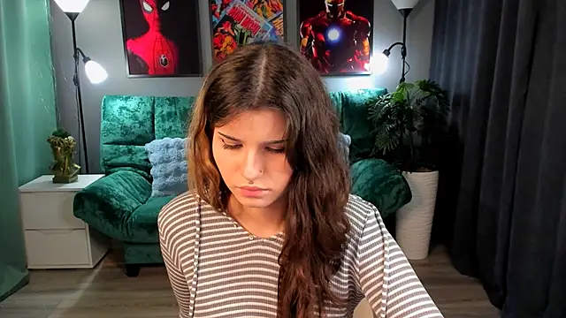 AnoraDark online show from April 8, 2026, 5:25 pm