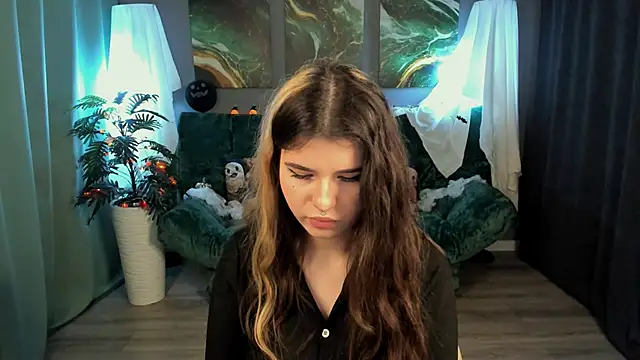 AnoraDark online show from October 15, 2025, 8:06 pm