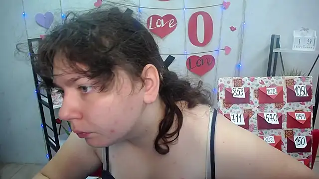 Snapshot of NeonilaLisova chatting on September 19, 2025, 5:22 am NeonilaLisova online show from September 19, 2025, 5:22 am