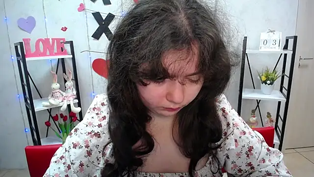 Snapshot of NeonilaLisova chatting on October 4, 2025, 5:09 am NeonilaLisova online show from October 4, 2025, 5:09 am