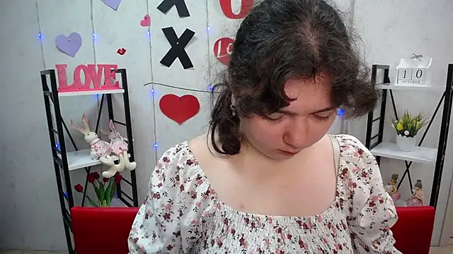 Snapshot of NeonilaLisova chatting on October 12, 2025, 5:31 am NeonilaLisova online show from October 12, 2025, 5:31 am