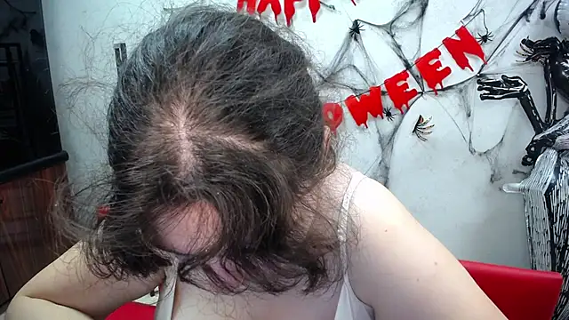 Snapshot of NeonilaLisova chatting on November 1, 2025, 6:08 am NeonilaLisova online show from November 1, 2025, 6:08 am