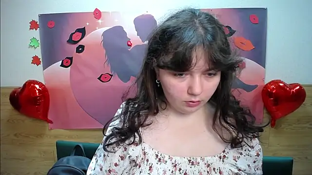 Snapshot of NeonilaLisova chatting on October 7, 2025, 11:22 am NeonilaLisova online show from October 7, 2025, 11:22 am