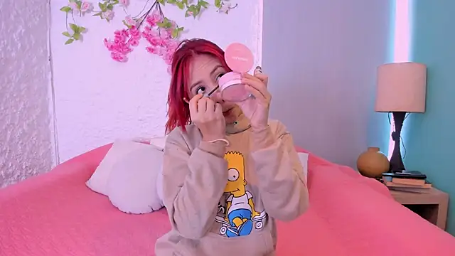 Snapshot of violet_belle_ chatting on October 24, 2025, 12:15 pm violet belle  online show from October 24, 2025, 12:15 pm