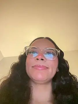 vixxnovalee online show from March 1, 2026, 6:35 am