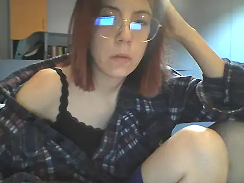 Anayssa  online show from November 27, 2025, 5:24 pm