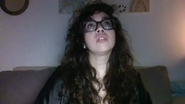 GypsyMamacita online show from September 16, 2025, 1:50 am