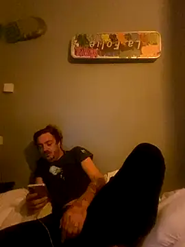 3615-ULLA online show from November 25, 2025, 9:09 am