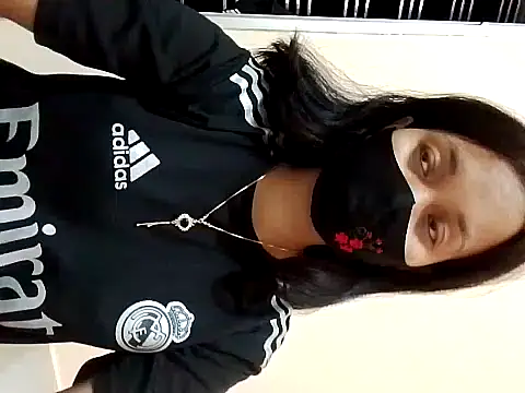 Snapshot of Sweet_Bindika07 chatting on September 18, 2025, 8:34 pm Sweet Bindika07 online show from September 18, 2025, 8:34 pm