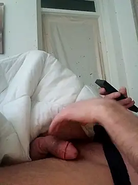 handsome8inchh online show from March 3, 2026, 2:40 am