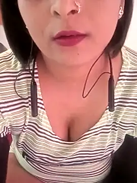 Queen Kushi4 online show from March 16, 2026, 10:41 am