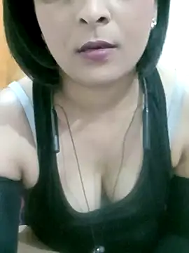 Queen Kushi4 online show from April 11, 2026, 8:01 pm