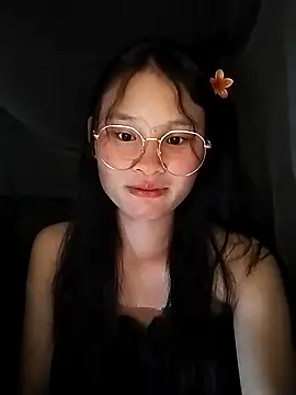 saronla 03 online show from September 20, 2025, 2:55 pm