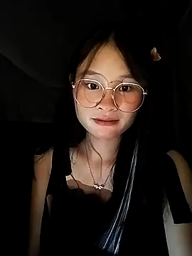 saronla 03 online show from September 25, 2025, 3:29 pm