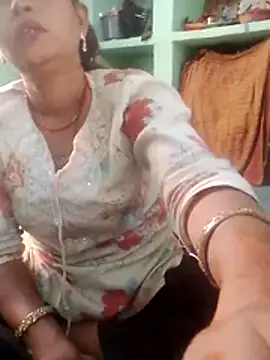 Snapshot of Chandrakanta-Devi chatting on October 26, 2025, 9:20 am Chandrakanta-Devi online show from October 26, 2025, 9:20 am