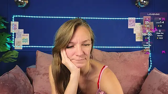 Snapshot of Jesica_mooon chatting on September 24, 2025, 1:35 am Jesica mooon online show from September 24, 2025, 1:35 am