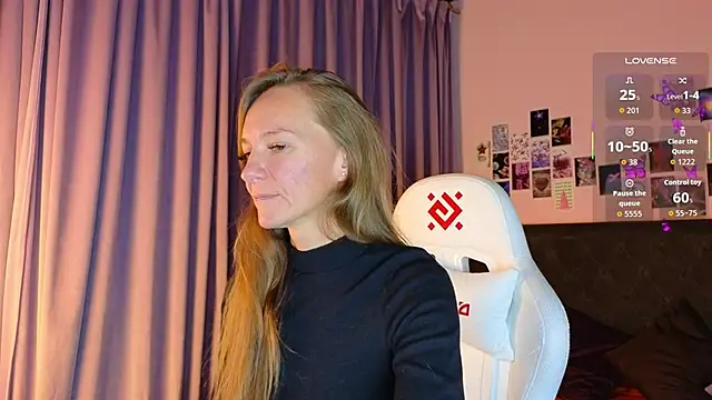 Snapshot of Jesica_mooon chatting on September 26, 2025, 1:34 am Jesica mooon online show from September 26, 2025, 1:34 am