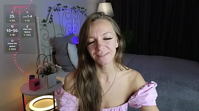 Snapshot of Jesica_mooon chatting on October 20, 2025, 1:29 am Jesica mooon online show from October 20, 2025, 1:29 am