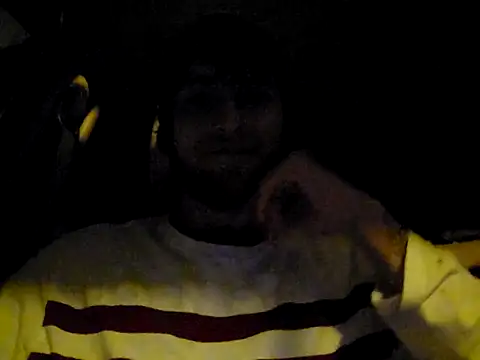 Snapshot of high3ndlowlife chatting on October 19, 2025, 5:54 am high3ndlowlife online show from October 19, 2025, 5:54 am