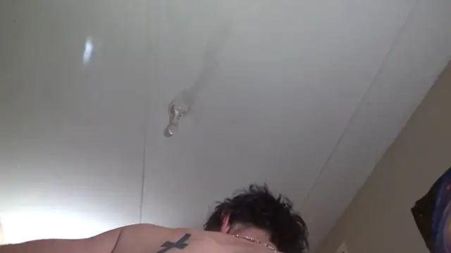 Snapshot of high3ndlowlife chatting on September 18, 2025, 2:58 am high3ndlowlife online show from September 18, 2025, 2:58 am