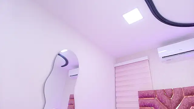 emma madi online show from December 16, 2025, 11:58 am