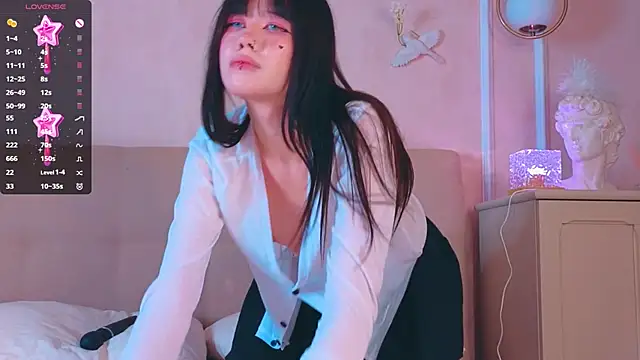 PhyllisSanchez online show from September 28, 2025, 8:49 pm