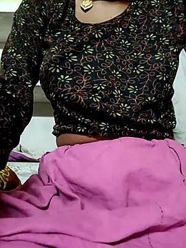 Snapshot of Juhi_chawla chatting on October 29, 2025, 11:36 pm Juhi chawla online show from October 29, 2025, 11:36 pm