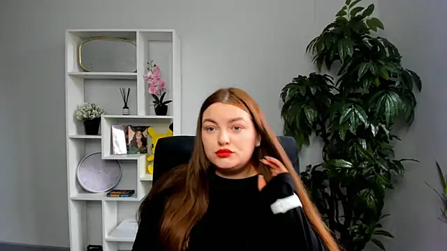 IreneConner online show from September 30, 2025, 6:41 am