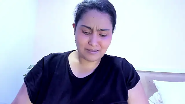 Snapshot of BellaNixs chatting on September 29, 2025, 3:24 am BellaNixs online show from September 29, 2025, 3:24 am