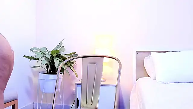 Snapshot of BellaNixs chatting on September 23, 2025, 3:13 am BellaNixs online show from September 23, 2025, 3:13 am