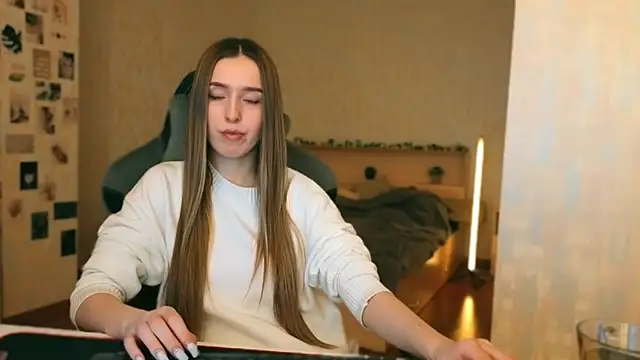 yourrdanceteacher online show from February 21, 2026, 8:22 pm