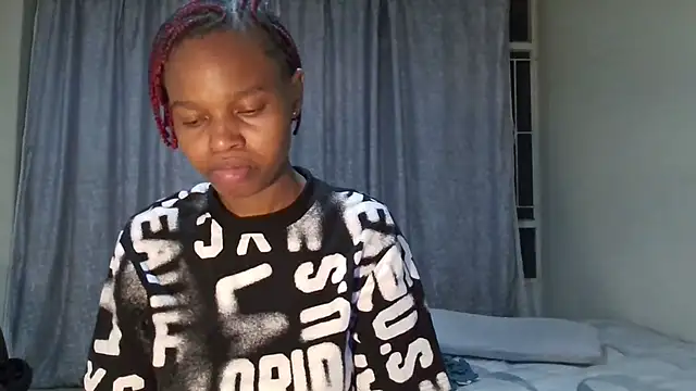 SexyBitchx01 online show from September 22, 2025, 8:04 pm