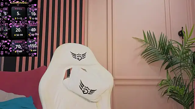 kamila blush online show from October 7, 2025, 10:22 pm