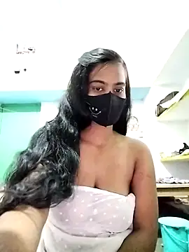 desiqueensneha online show from September 14, 2025, 6:47 am