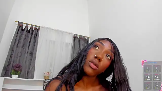 Mistt Mia online show from May 27, 2026, 1:57 am