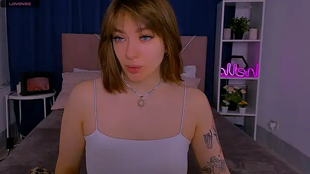 Emily Tylerr online show from February 7, 2026, 12:51 am