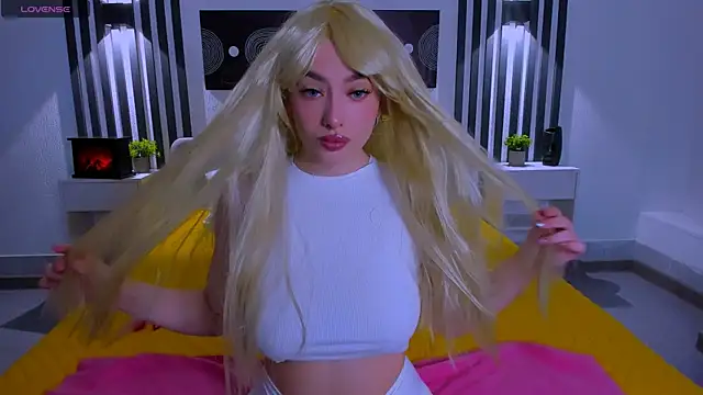 Emily Tylerr online show from February 17, 2026, 1:03 am