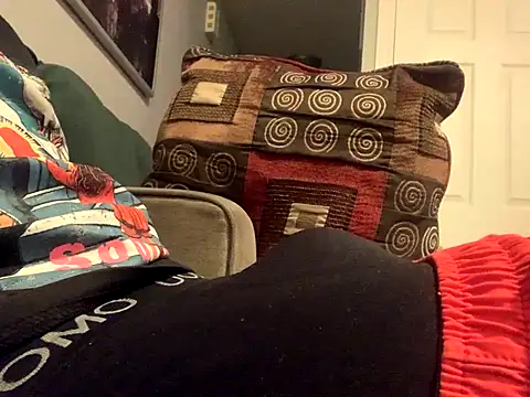 Snapshot of Insurance-03 chatting on October 5, 2025, 7:21 am Insurance-03 online show from October 5, 2025, 7:21 am